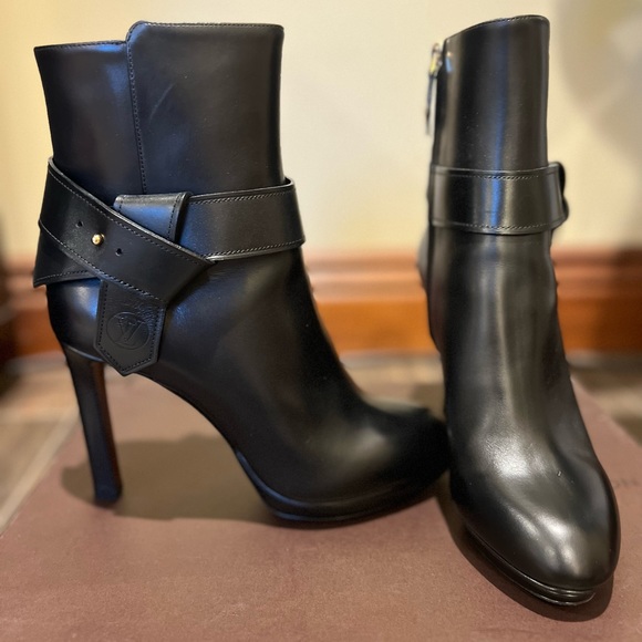 Louis Vuitton Shoes - Louis Vuitton Women’s Ankle Boots
